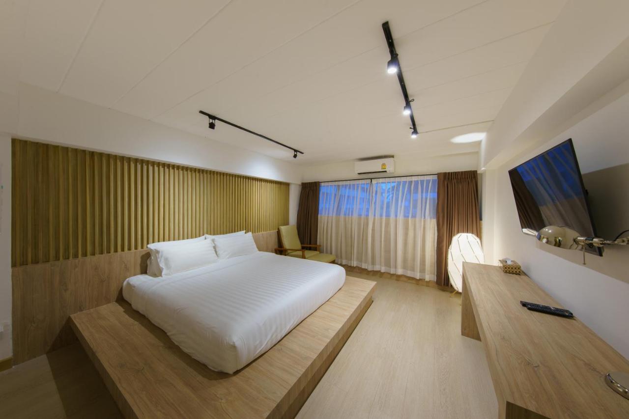 Jiang Mai 81 Aparthotel Chiang Mai Exteriör bild